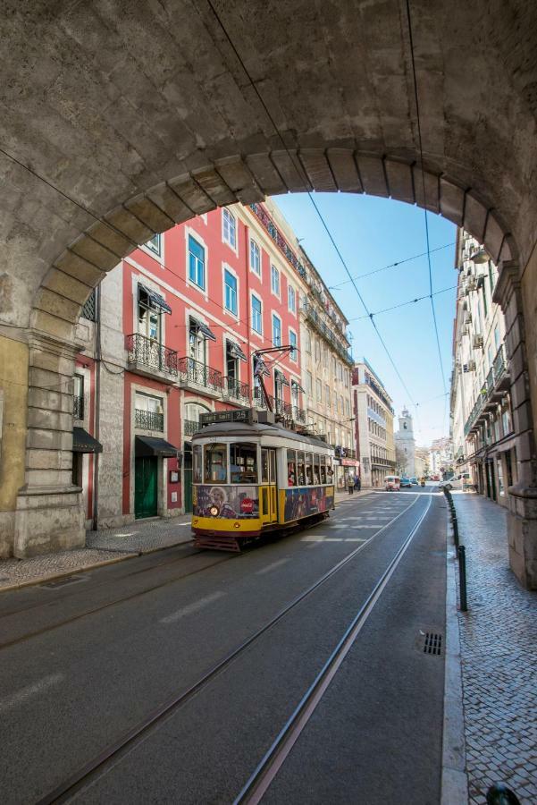 A Captivating Apartment Close To River Tagus In Lisboa Eksteriør billede